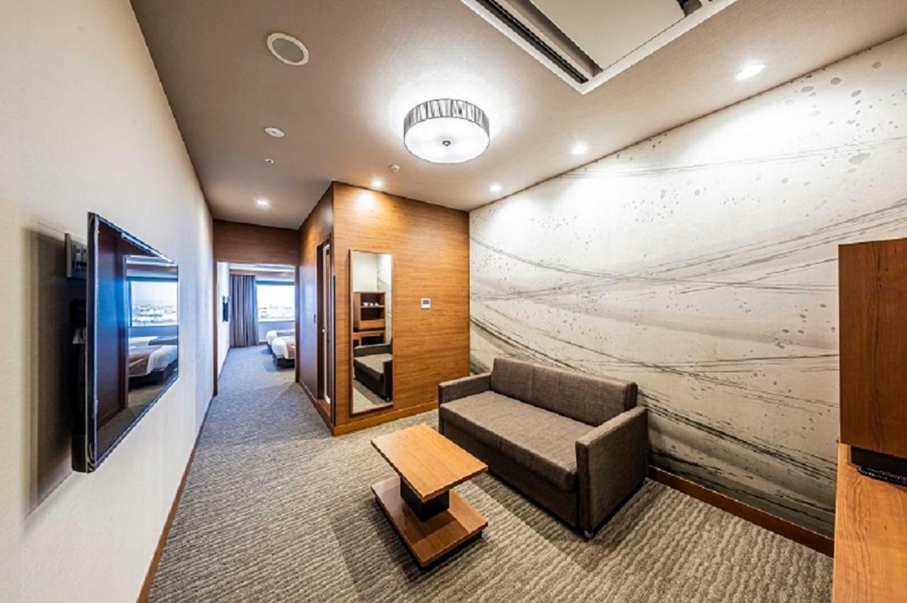 Oriental Suites Airport Osaka Rinku Izumisano Exterior foto